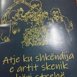 Kulturë.Botime. U promovua në Sarandë libri i ri i Vangjel Agorës: “ATJE KU SHKËNDIJA E ARTIT SKENIK BËRI STREHË”