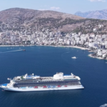Kartolinë gushti nga Saranda e kroçerave