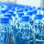 Ambalazhet, detyrime të reja për bizneset dhe depozitë e rimbursueshme për shishet plastike